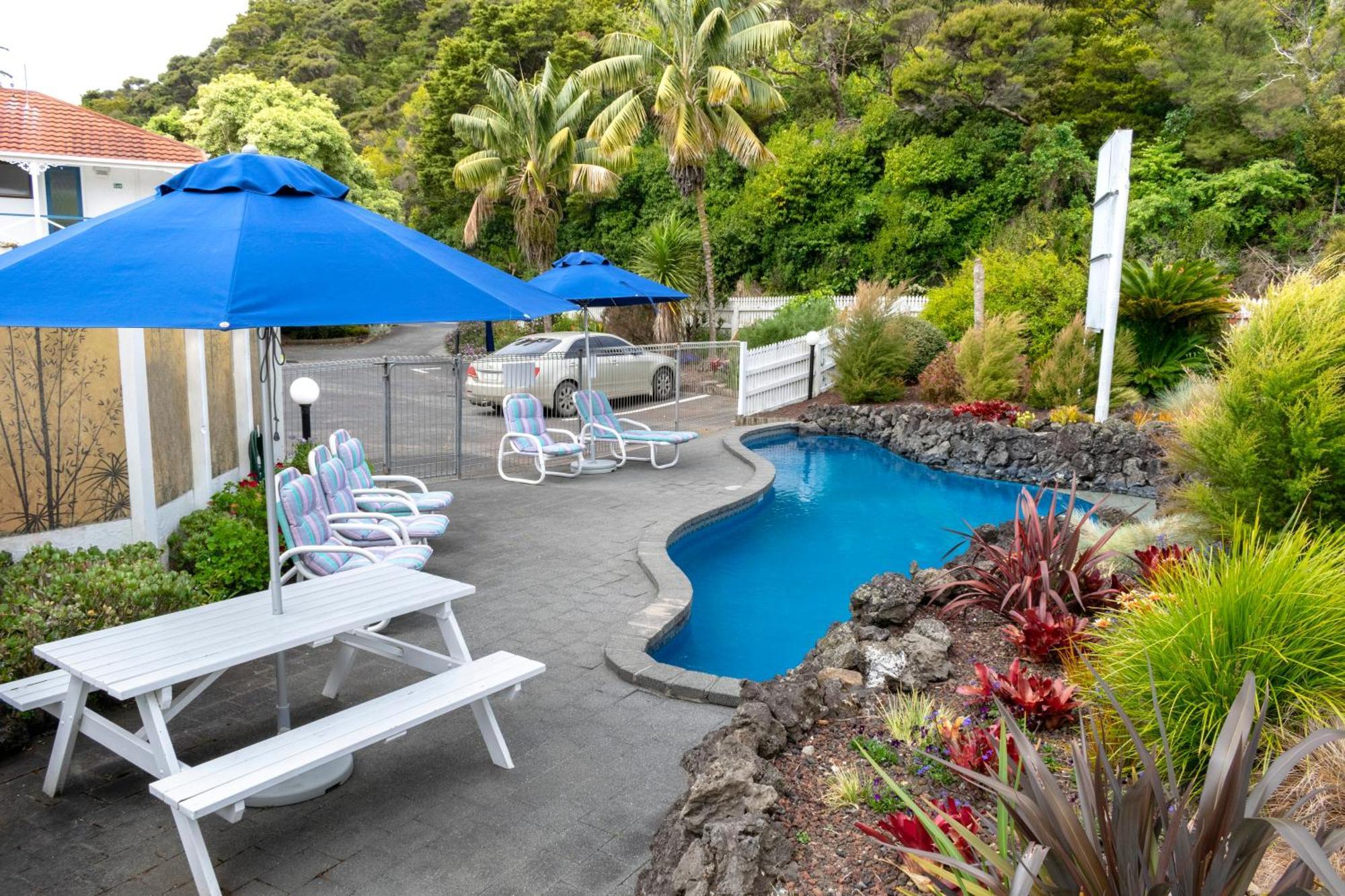 Marlin Court 3*